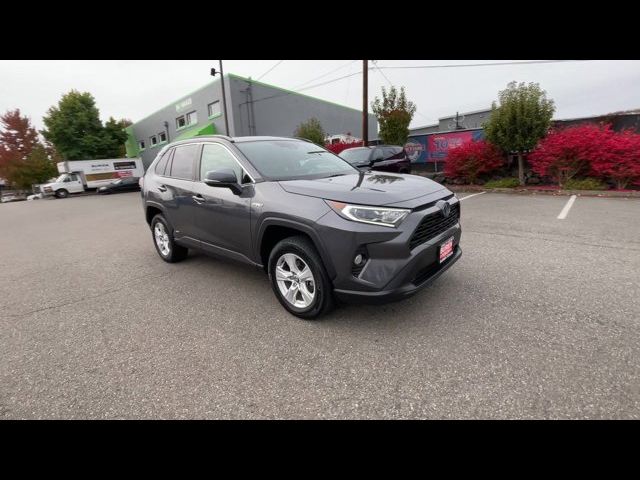 2020 Toyota RAV4 Hybrid XLE