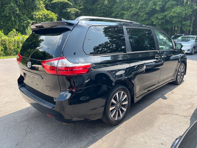 2020 Toyota Sienna 