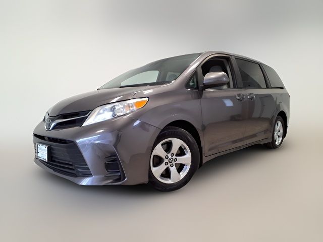 2020 Toyota Sienna LE