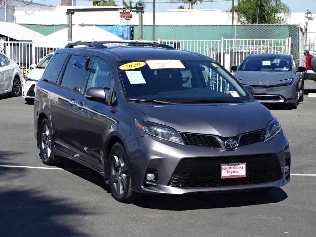 2020 Toyota Sienna 