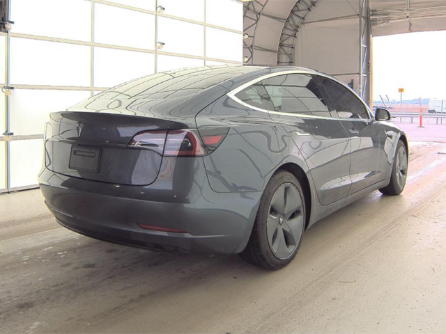 2020 Tesla Model 3 Standard Range Plus