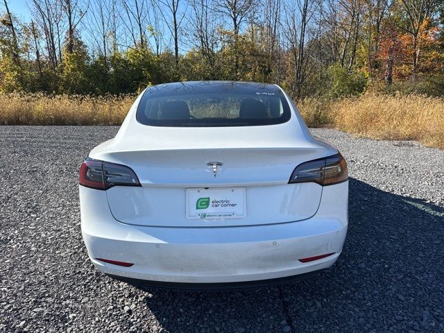 2020 Tesla Model 3 Standard Range