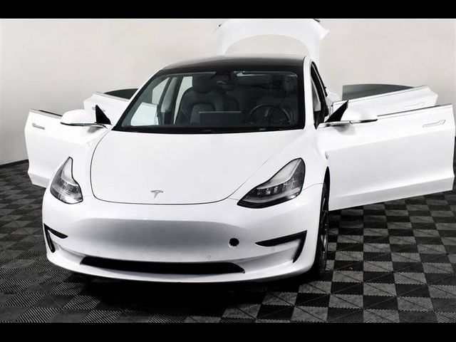 2020 Tesla Model 3 Standard Range
