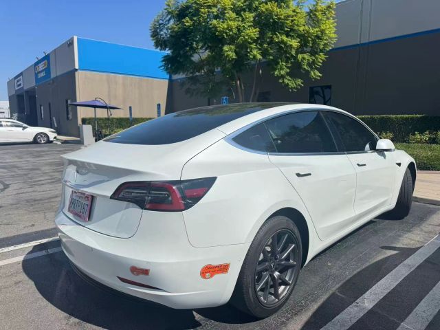 2020 Tesla Model 3 Standard Range Plus