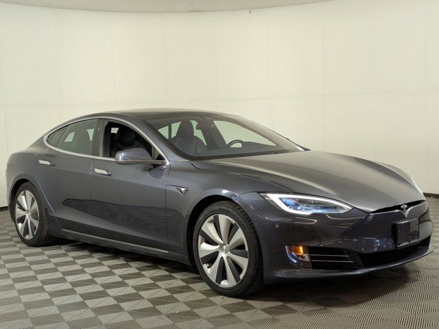 2020 Tesla Model S Long Range