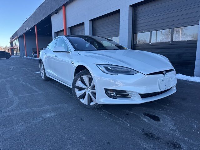 2020 Tesla Model S Long Range