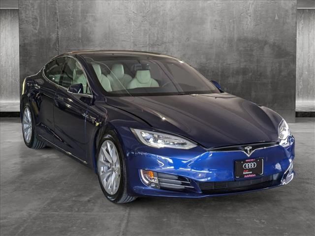 2020 Tesla Model S Long Range