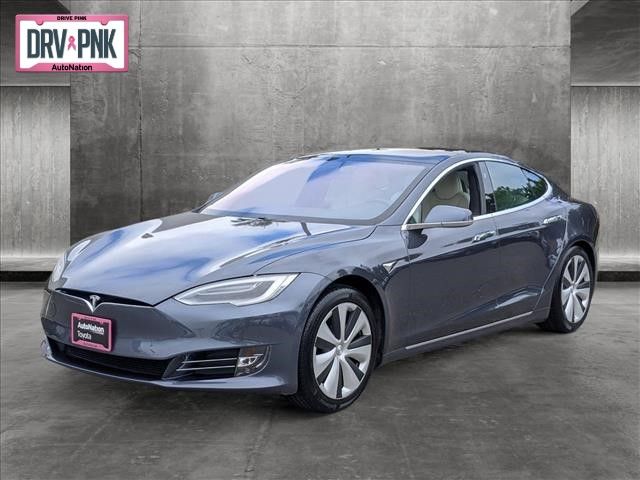 2020 Tesla Model S Long Range