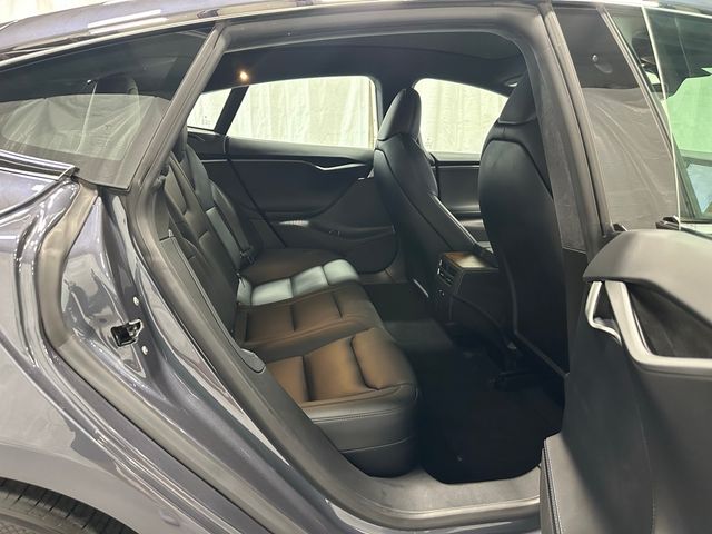 2020 Tesla Model S Long Range Plus