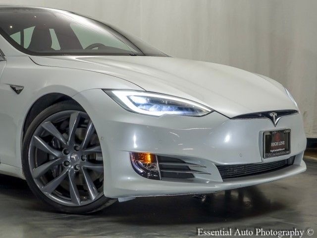 2020 Tesla Model S Long Range Plus