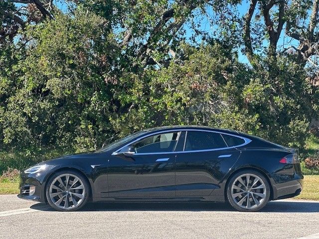 2020 Tesla Model S Long Range Plus