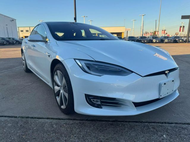 2020 Tesla Model S Long Range Plus