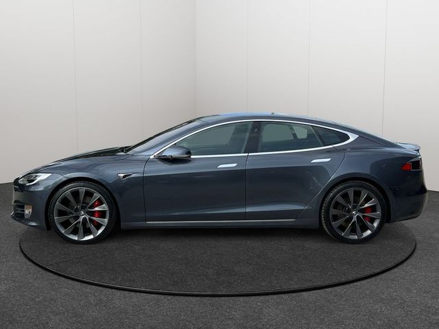 2020 Tesla Model S Performance