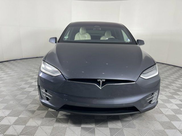 2020 Tesla Model X 