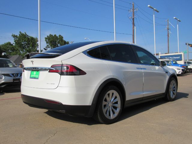 2020 Tesla Model X Long Range Plus