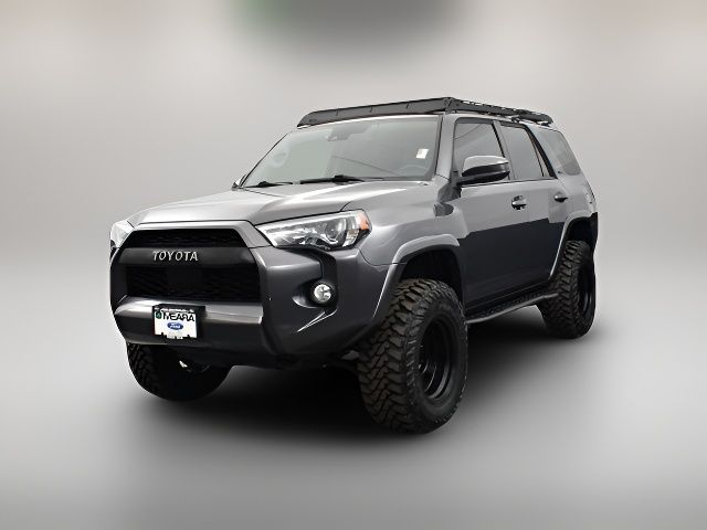 2020 Toyota 4Runner SR5