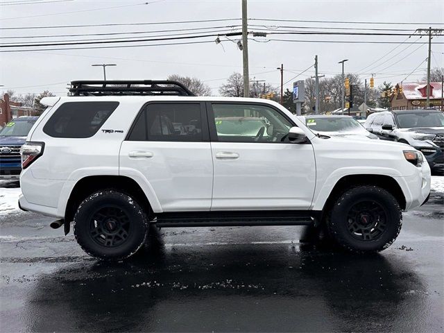 2020 Toyota 4Runner SR5