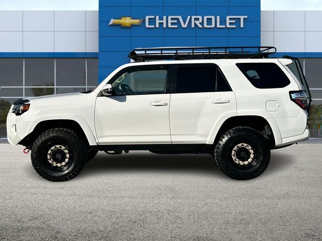 2020 Toyota 4Runner SR5