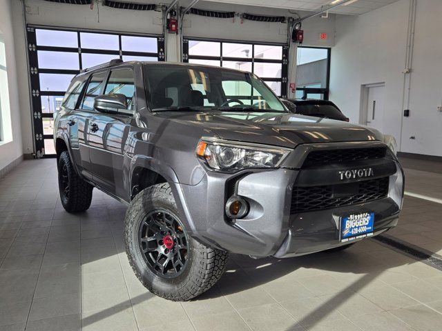 2020 Toyota 4Runner SR5