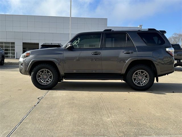 2020 Toyota 4Runner SR5