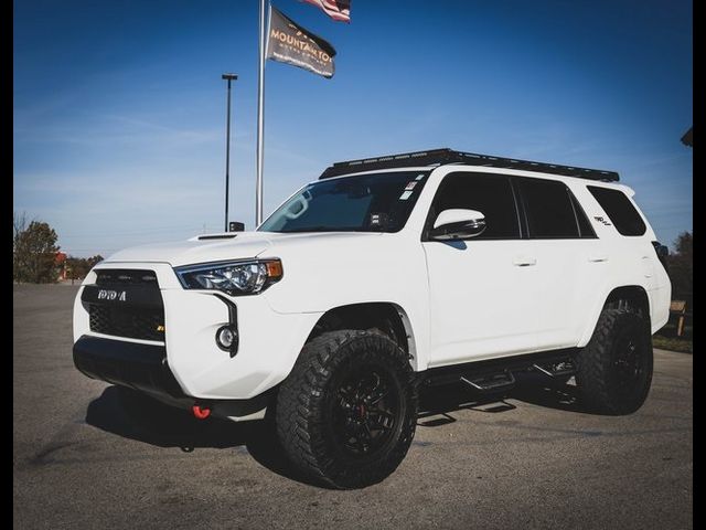 2020 Toyota 4Runner TRD Off Road