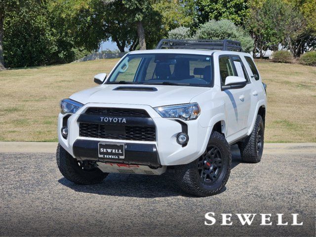 2020 Toyota 4Runner TRD Off Road