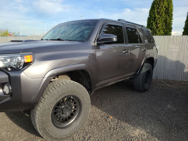 2020 Toyota 4Runner TRD Off Road