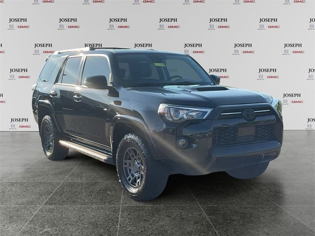 2020 Toyota 4Runner Venture