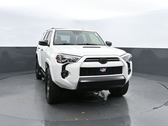 2020 Toyota 4Runner Venture