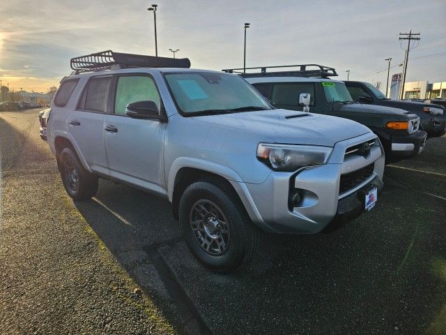 2020 Toyota 4Runner Venture