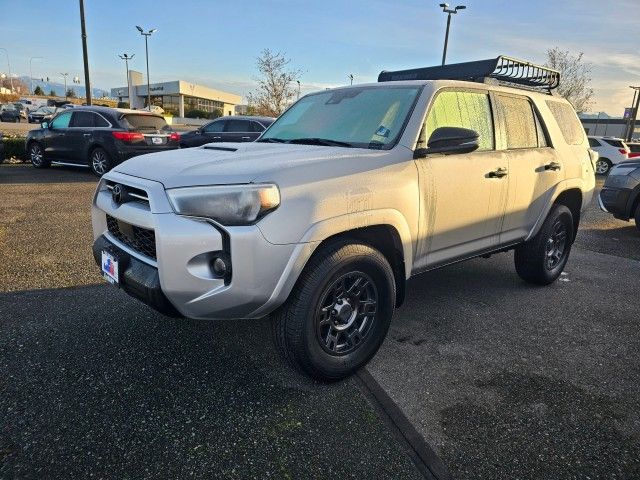 2020 Toyota 4Runner Venture