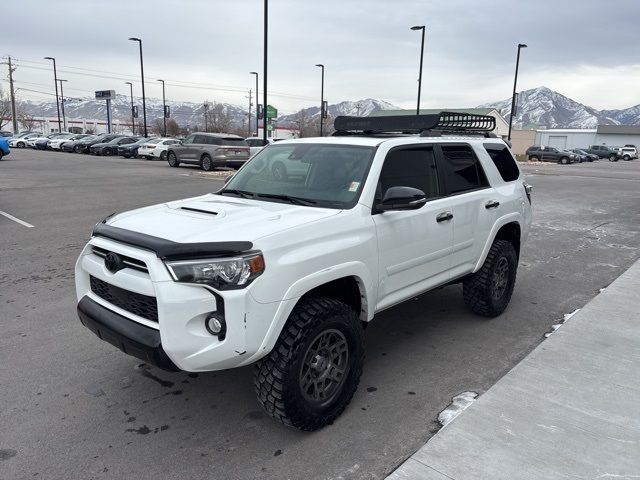 2020 Toyota 4Runner Venture