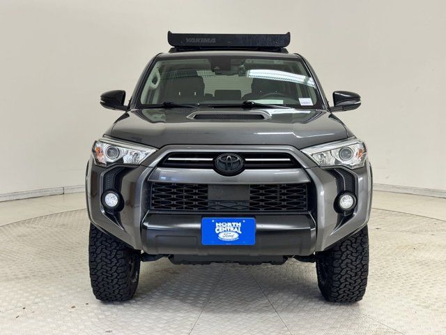 2020 Toyota 4Runner Venture