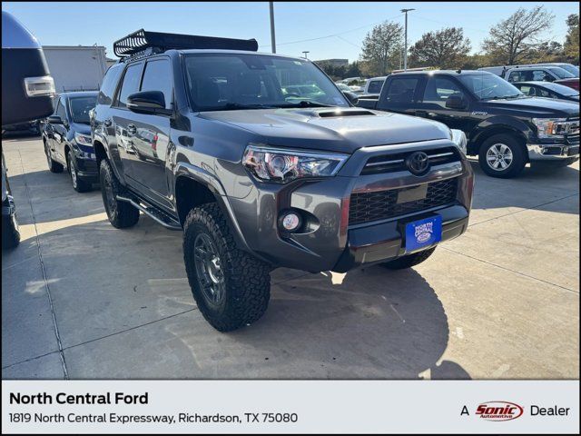 2020 Toyota 4Runner Venture