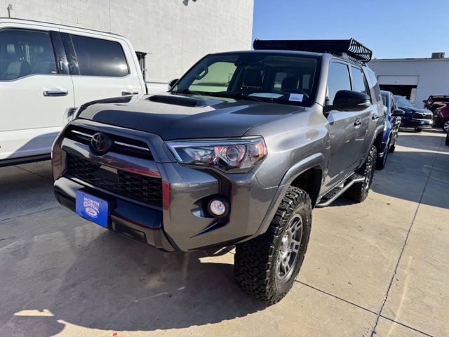 2020 Toyota 4Runner Venture