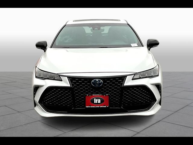 2020 Toyota Avalon Hybrid XSE