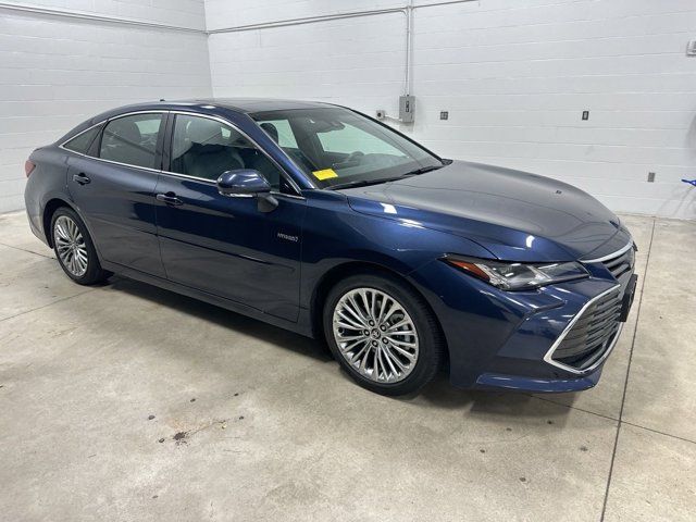 2020 Toyota Avalon Hybrid Limited