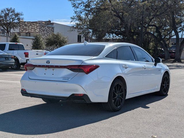 2020 Toyota Avalon Hybrid Limited