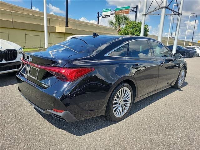 2020 Toyota Avalon Hybrid Limited