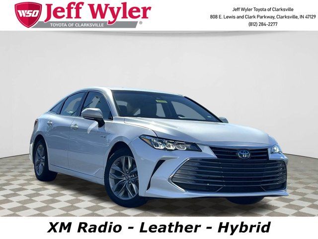 2020 Toyota Avalon Hybrid XLE