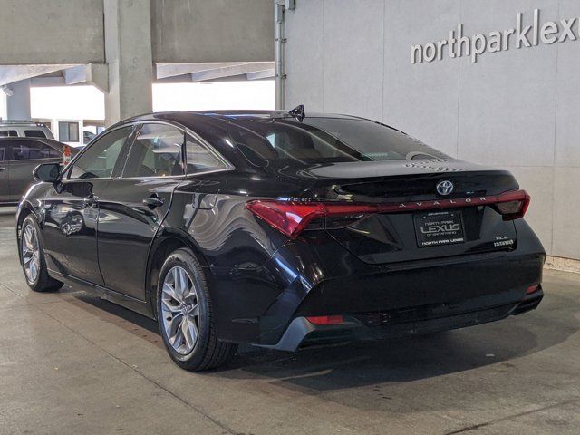 2020 Toyota Avalon Hybrid XLE