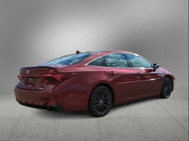 2020 Toyota Avalon Hybrid XSE