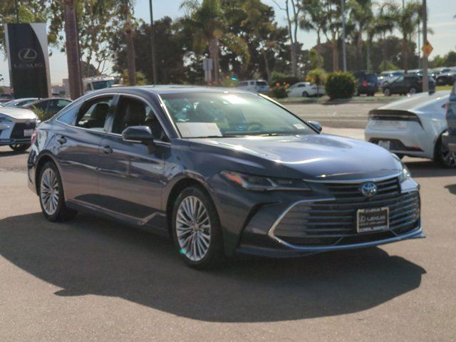 2020 Toyota Avalon Hybrid Limited