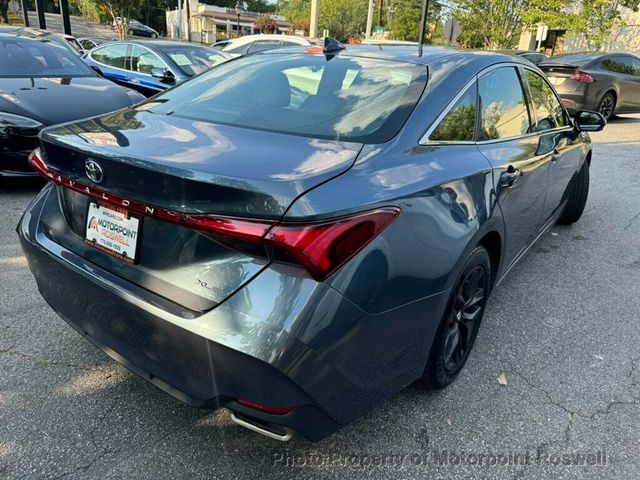 2020 Toyota Avalon XLE