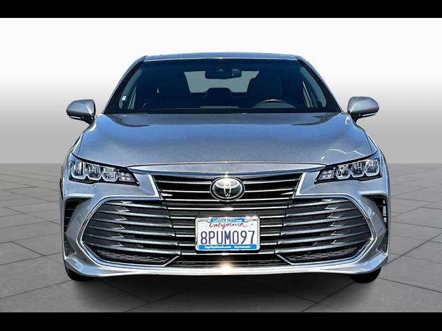 2020 Toyota Avalon XLE