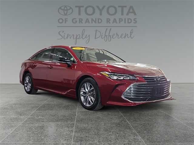 2020 Toyota Avalon XLE