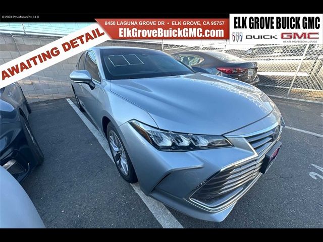 2020 Toyota Avalon XLE