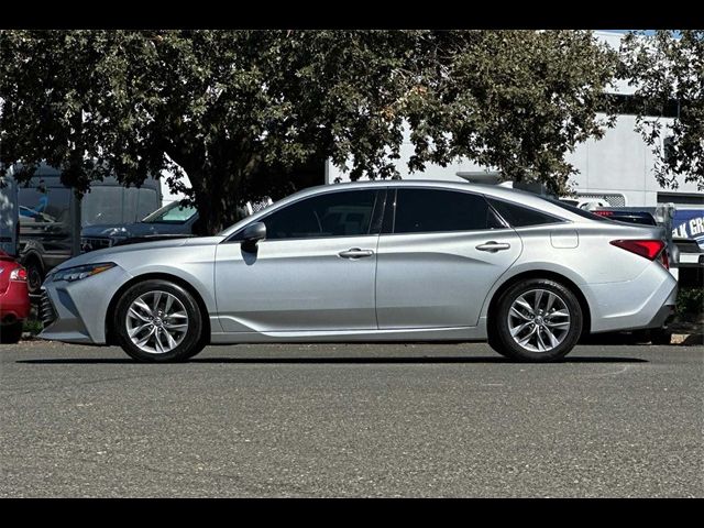 2020 Toyota Avalon XLE