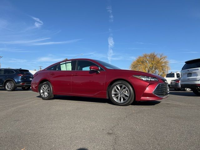 2020 Toyota Avalon XLE