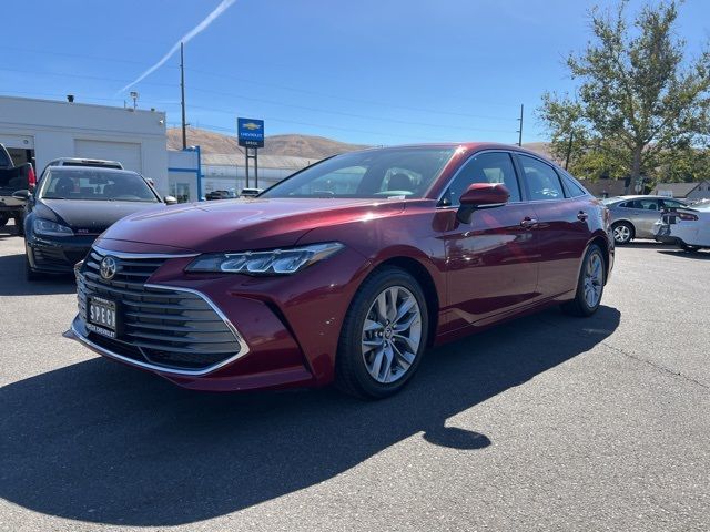 2020 Toyota Avalon XLE